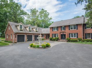 425 Terhune Dr, Wayne, NJ 07470