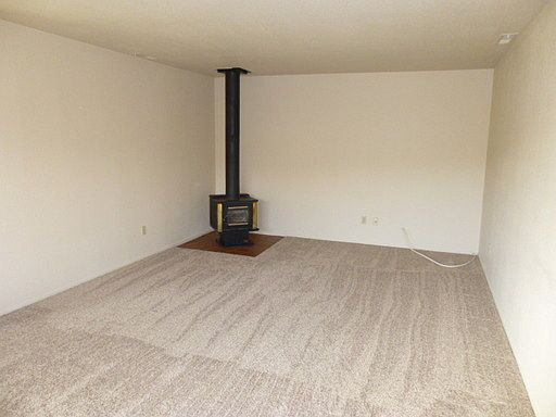 2nd image of 23270 Lone Pine Dr