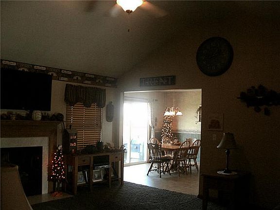 4th image of 5 Glacier Ln
