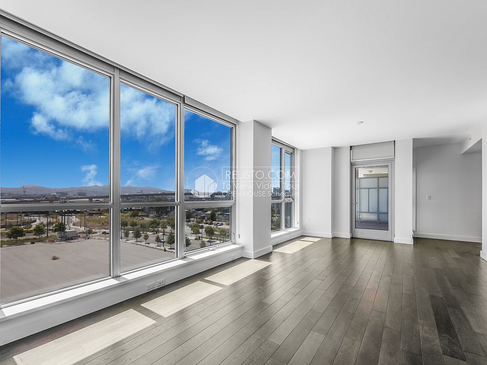1st image of 718 Long Bridge St APT 607