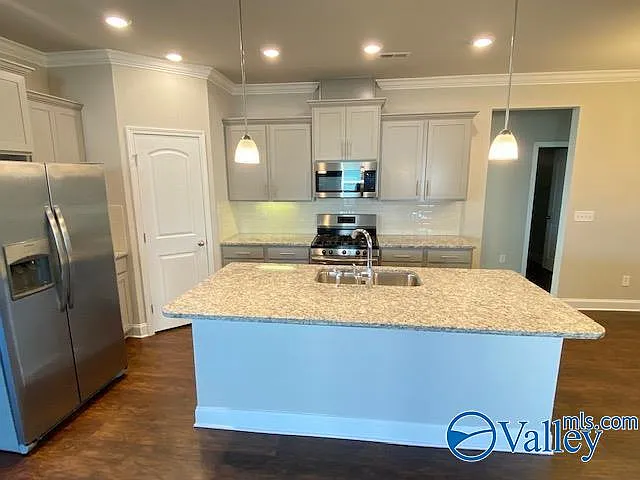 311 River Rock Dr — Photo 9