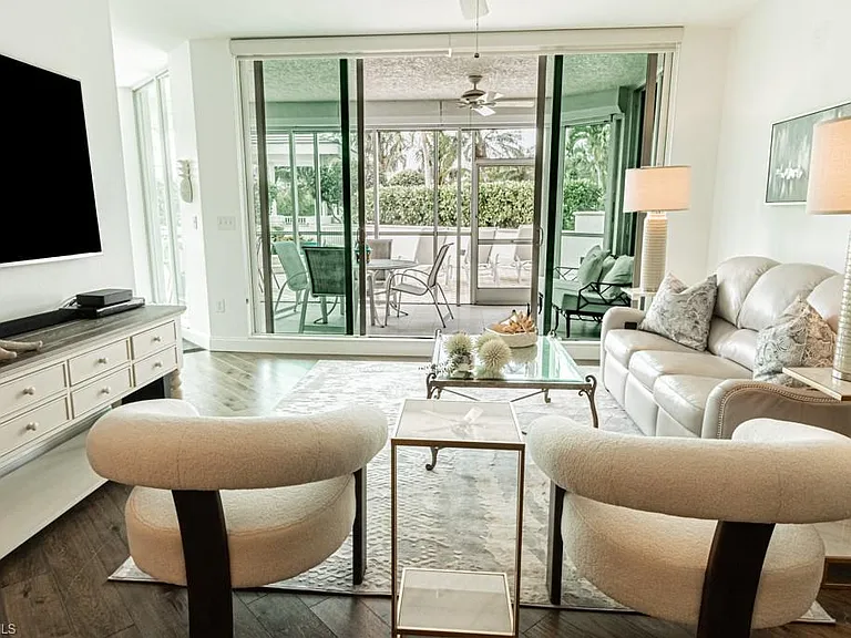 300 Dunes Blvd #105 — Photo 6