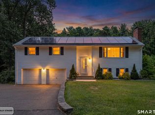 16 Hilltop Road, Windsor, CT 06095