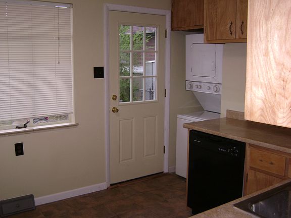 5th image of 3253 Krameria St