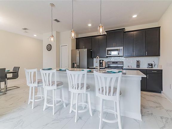 5th image of 560 Pebble Beach Dr
