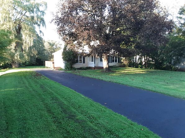 2 Highland St