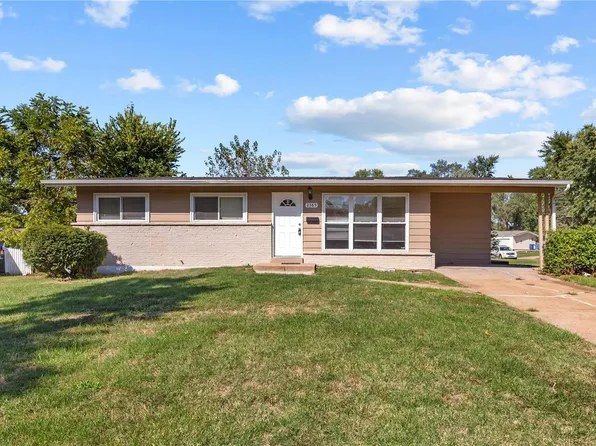 2385 Oriole Dr, Florissant, MO 63033