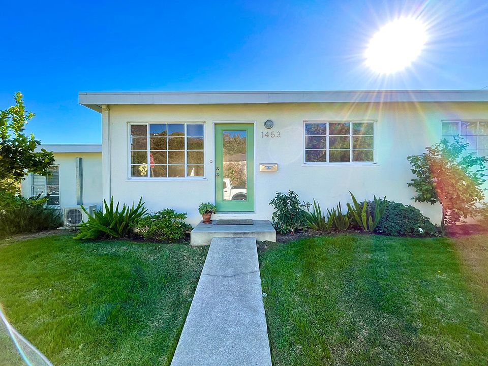 1st image of 1453 N Altadena Dr