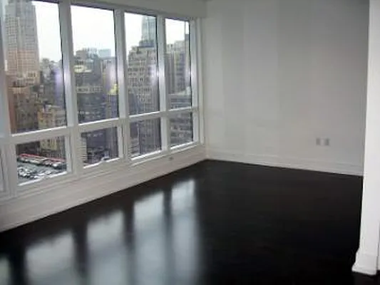Rented by Corcoran | media 11