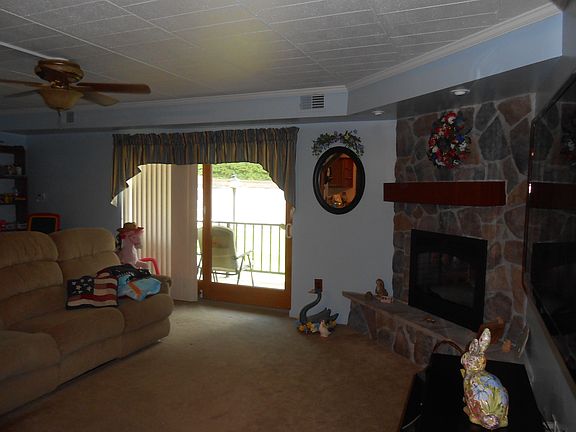 3rd image of 604 Calais Dr APT 1111