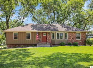 16505 Poppleton Ave, Omaha, NE 68130