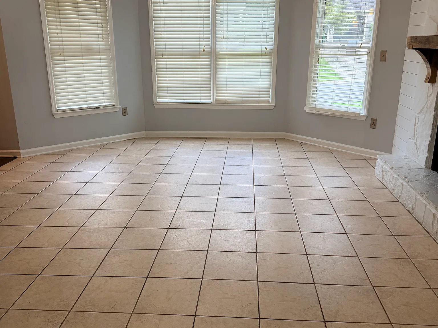 3748 Centennial Trl — Photo 4