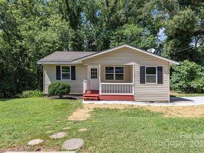 244 6th Ave SW, Hickory, NC, 28602