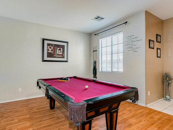 Entry/Formal Living 2