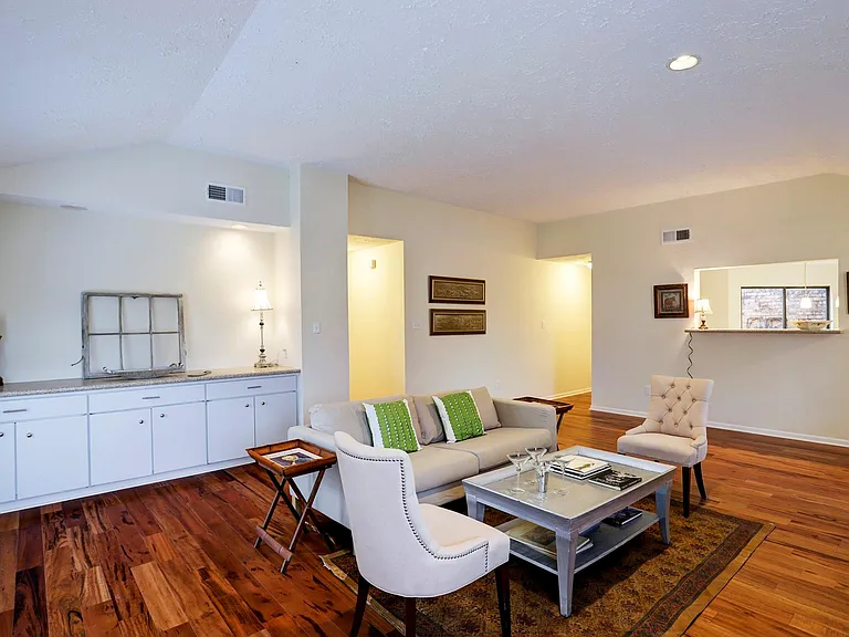14223 Woodnook Dr — Photo 3