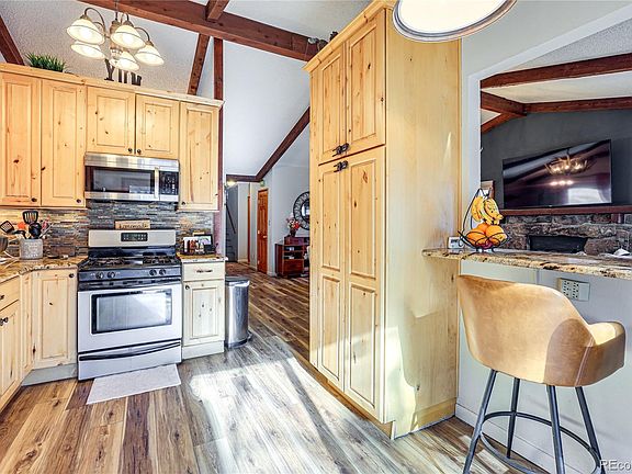 4th image of 8497 S Custer Lane