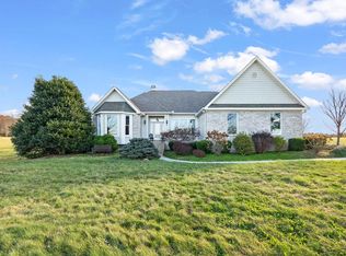 135 Austin Ln, Deer Lodge, TN 37726