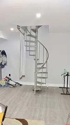 Rented by Grand & Co. | media 42