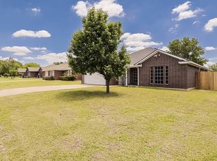 307 Apache Trl, Alvarado, TX 76009