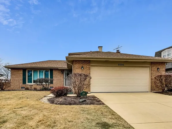 8596 Clifford Dr, Darien, IL 60561