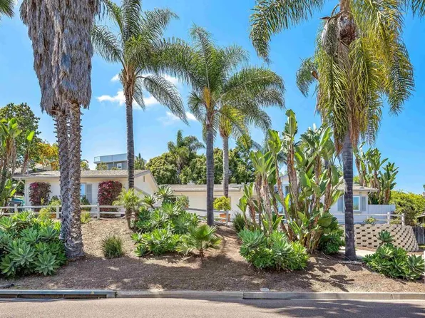 2392 Ivy Rd, Oceanside, CA 92054