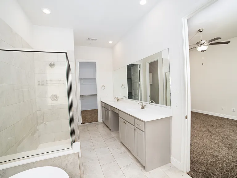 293 Ferndale St — Photo 24