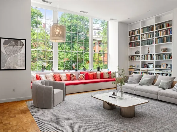 72 Mount Vernon St Unit 2A, Boston, MA 02108