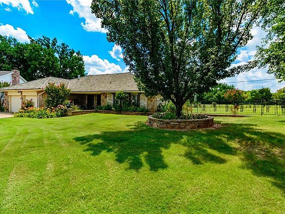 2nd image of 352 Wewoka Dr
