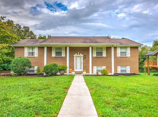 7621 Cedarcrest Rd, Knoxville, TN 37938