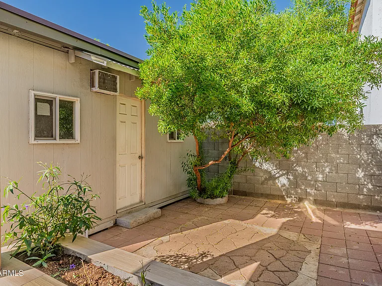 2524 S 89th Ln — Photo 32
