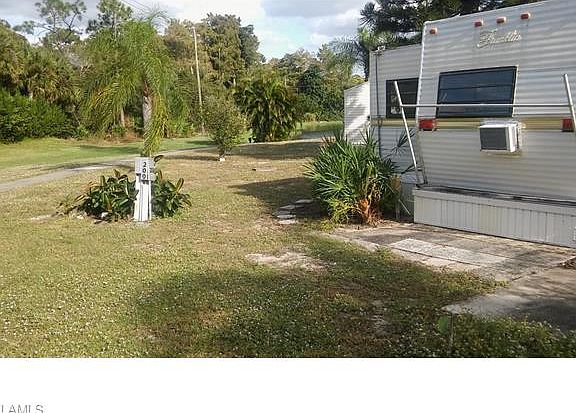 3rd image of 209 Limetree Park Dr