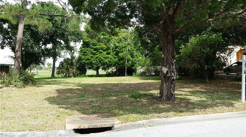 1st image of 1009 Beaver Dr