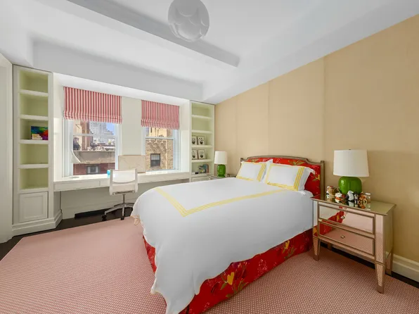 33 East 70th Street image 10 of 11