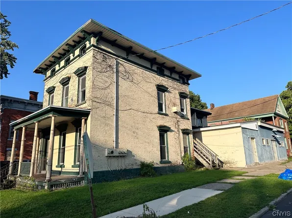 1011 State St, Utica, NY 13502