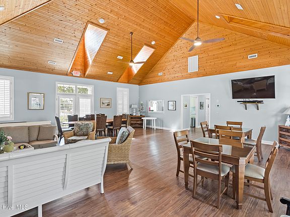 3rd image of 1762 Oyster Harbour Parkway SW