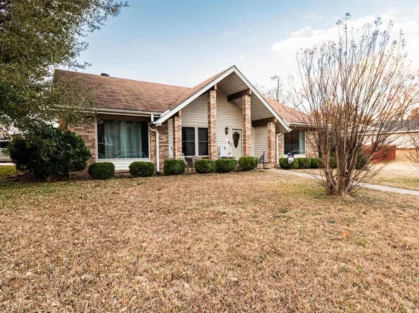 412 Mockingbird Ln, El Dorado, AR 71730