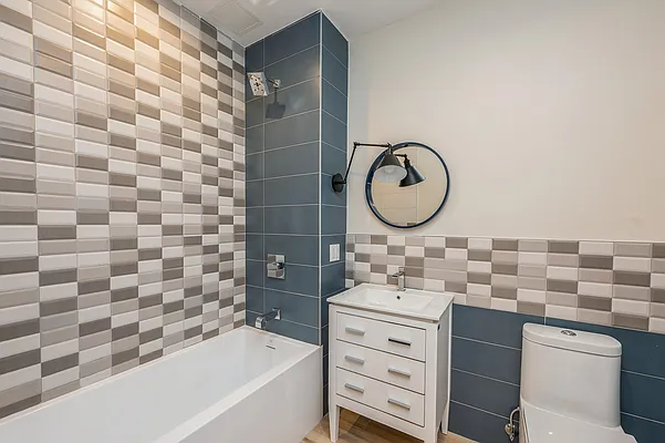 Rented by Voro, LLC | media 6