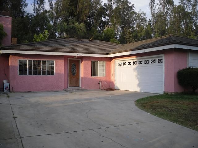1st image of 17333 Villa Park St