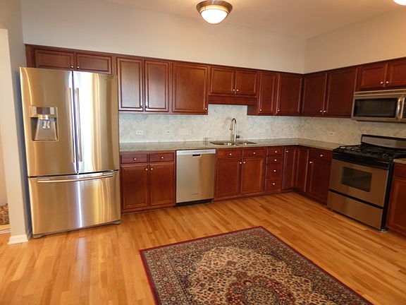 5th image of 750 Pearson St #1-902