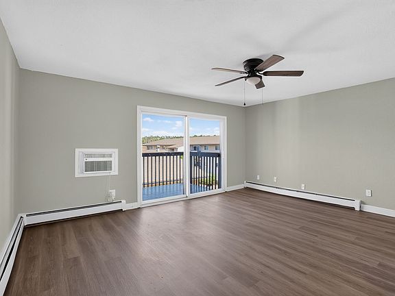 4th image of 5030 Cam Dr #17