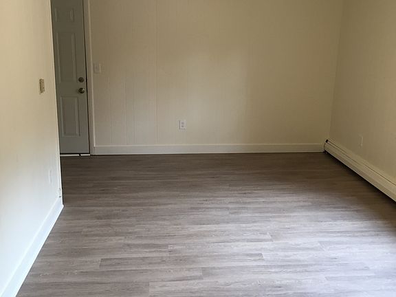 4th image of 73 Smithwheel Rd #2