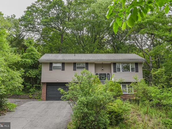 11902 Bayberry Ave, Cumberland, MD 21502