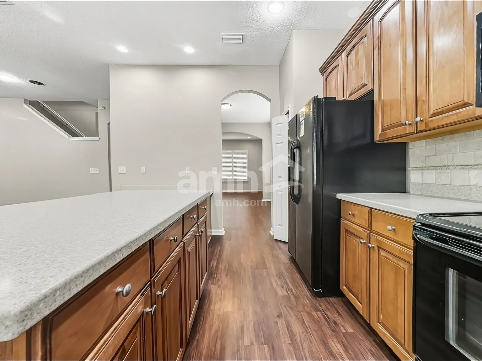 4 bed, 2.5 bath, 2981 sqft, $2,890 — Photo 3