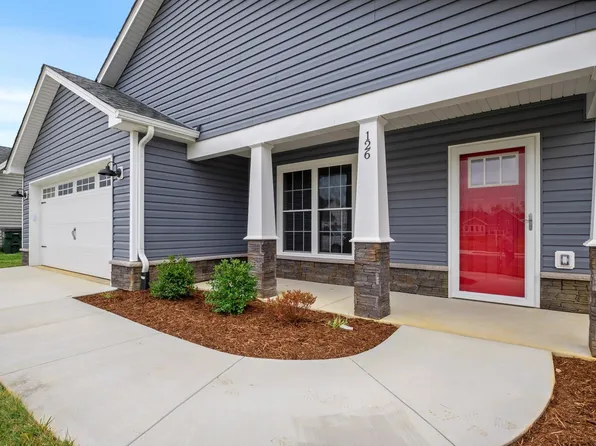 Lindburgh Dr, Waynesboro, VA 22980