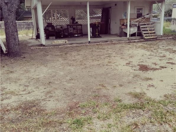 332 W Potts St, Falfurrias, TX 78355