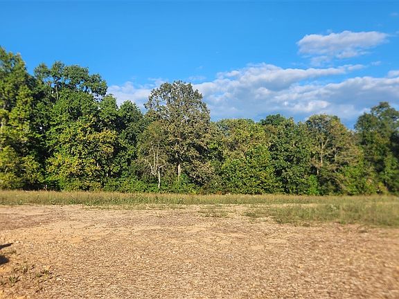 3rd image of 3-3044 Veterans Memorial Highway Park #Deer Park