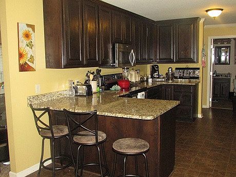 3rd image of 37 Meadow Ln