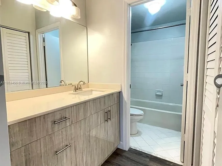 1566 Coronado Rd — Photo 3