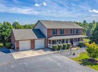79 Whispering Meadows Ln, Wirtz, VA 24184