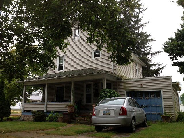 1st image of 403 N Wood St